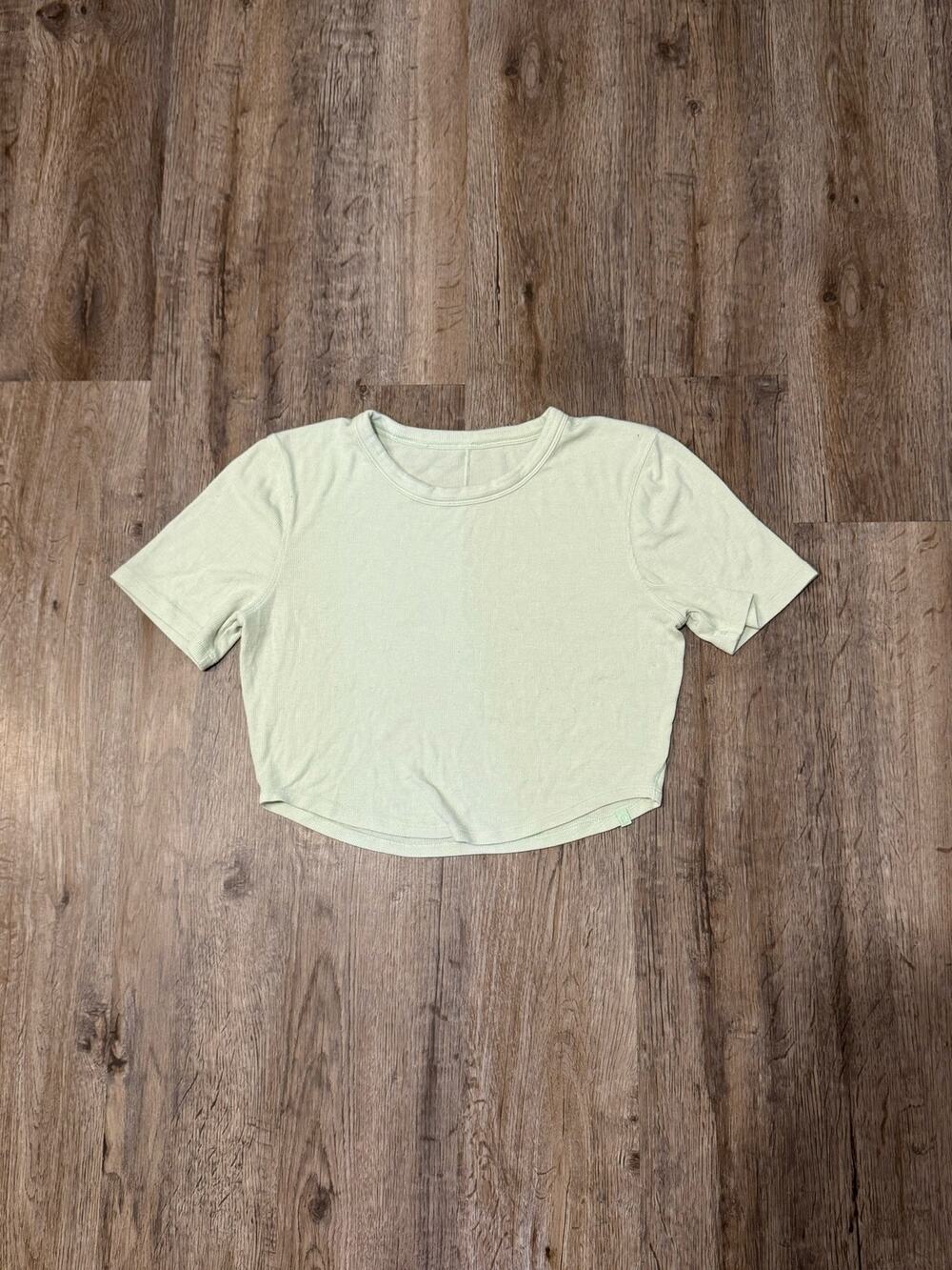 Lululemon Women’s Hold Tight Cropped T-Shirt Size 6
